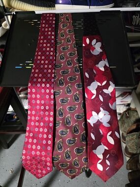 🔥 Silk Silk! Stacy Adams, Bentley, Stafford Burgundy Patterned Silk Tie Trio 3